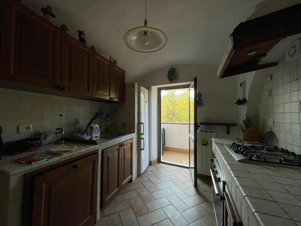 Casa Vacanza Pegrini Nel Centro Storico Di Gavi Extérieur photo
